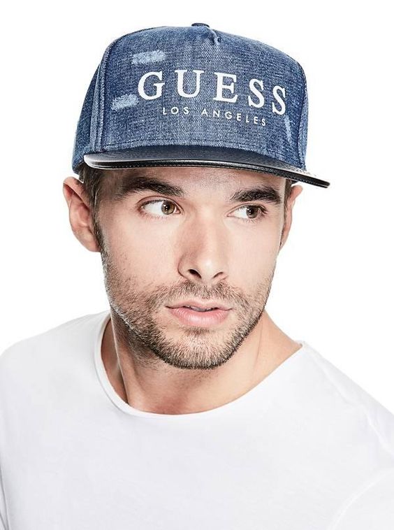 Vì sao “nón kết” là vũ khí lợi hại trong marketing? 3 khach3