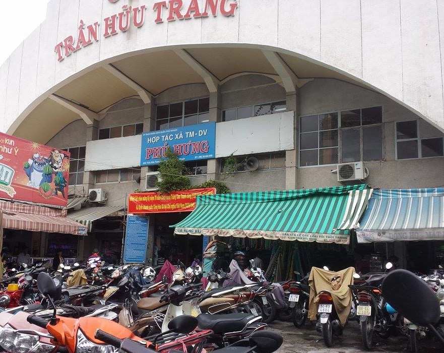 cho phu tho hoa