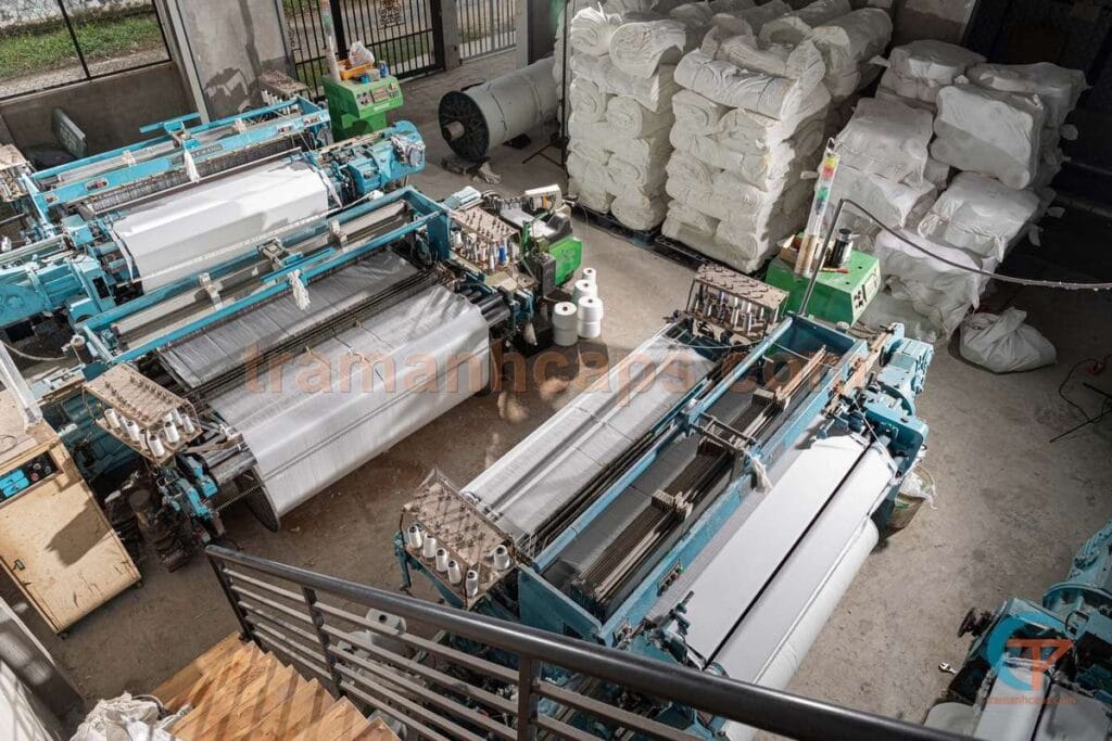 Xuong Det Vai May Non Tram Anh Cap And Hat CO LTD 43