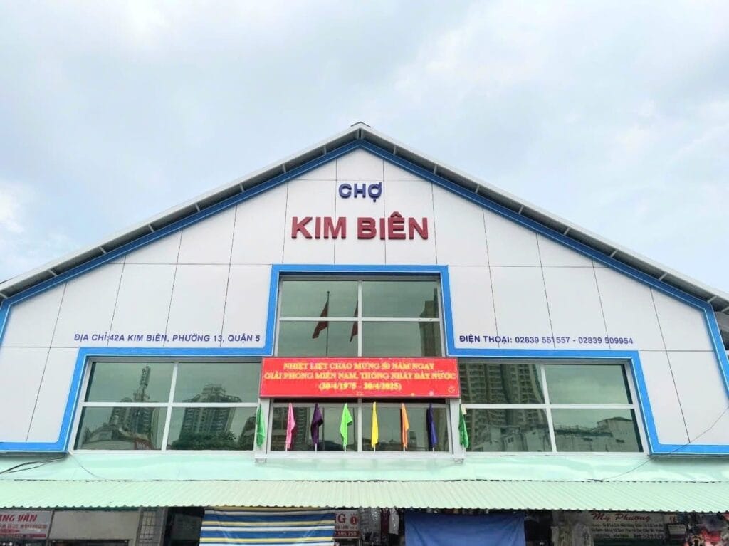 5 khu chợ vải và phụ liệu may nón hàng đầu Sài Gòn năm 2025 2 cho kim bien